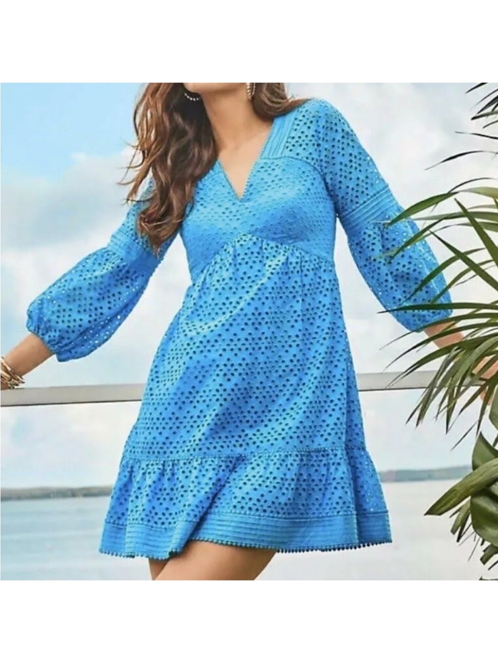 Lilly Pulitzer 🌸Blue Eyelet V-Neck Women's Top